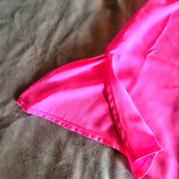 Pink Flowy Tank - Picture 4 of 6